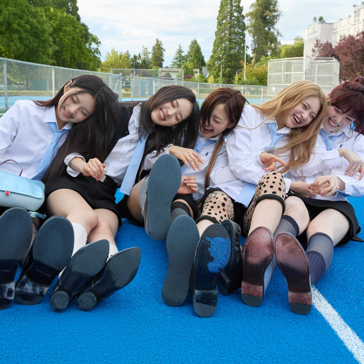 KiiiKiii Digital Single [DANCING ALONE] FAN SIGNING EVENT-thumbnail