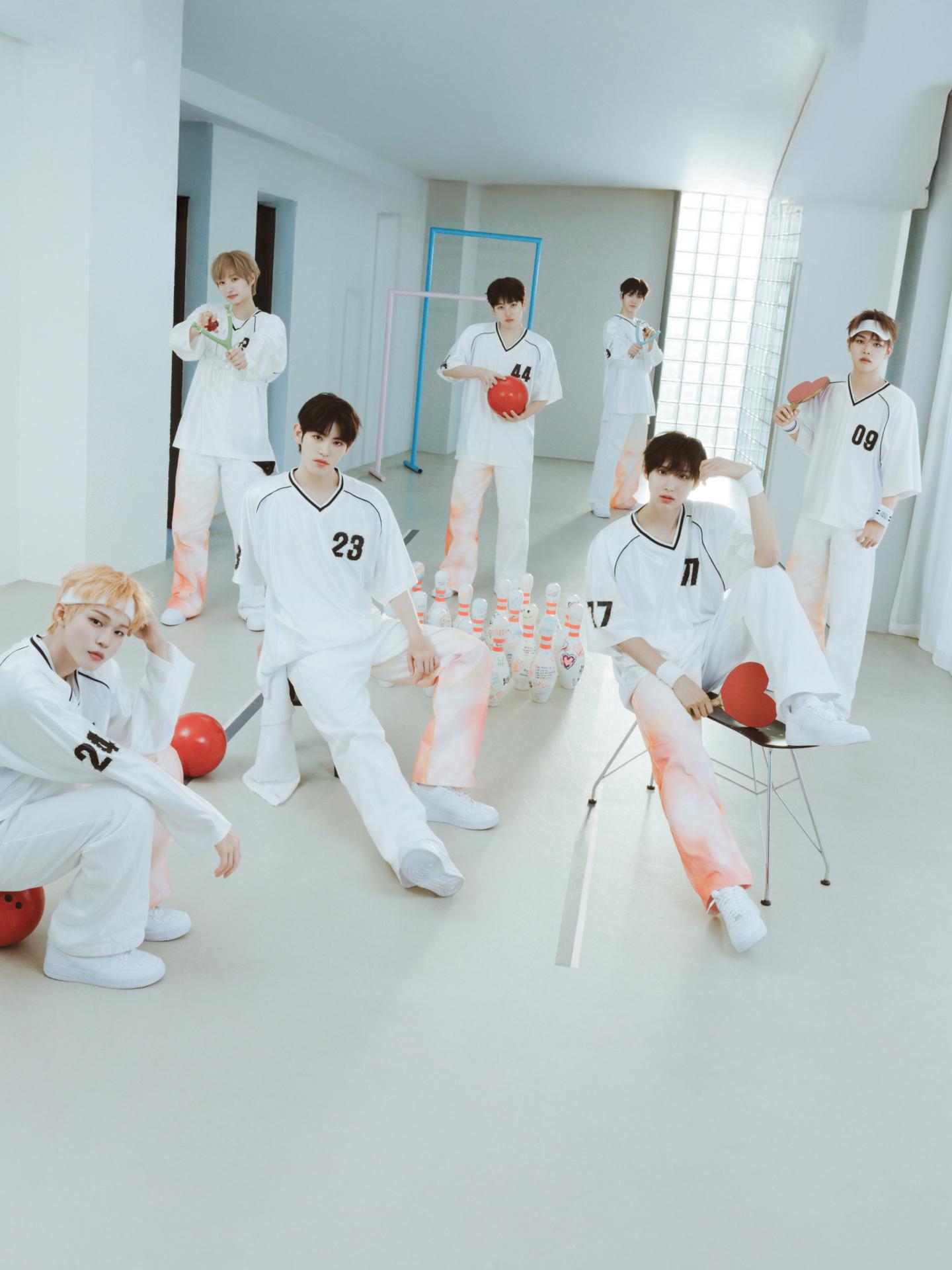 P_9686_KICKFLIP_40_Banner_Main